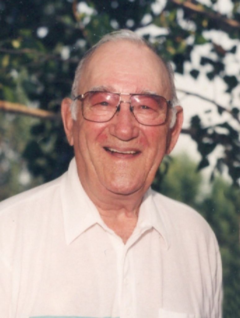 Raymond G"Ray" Smith