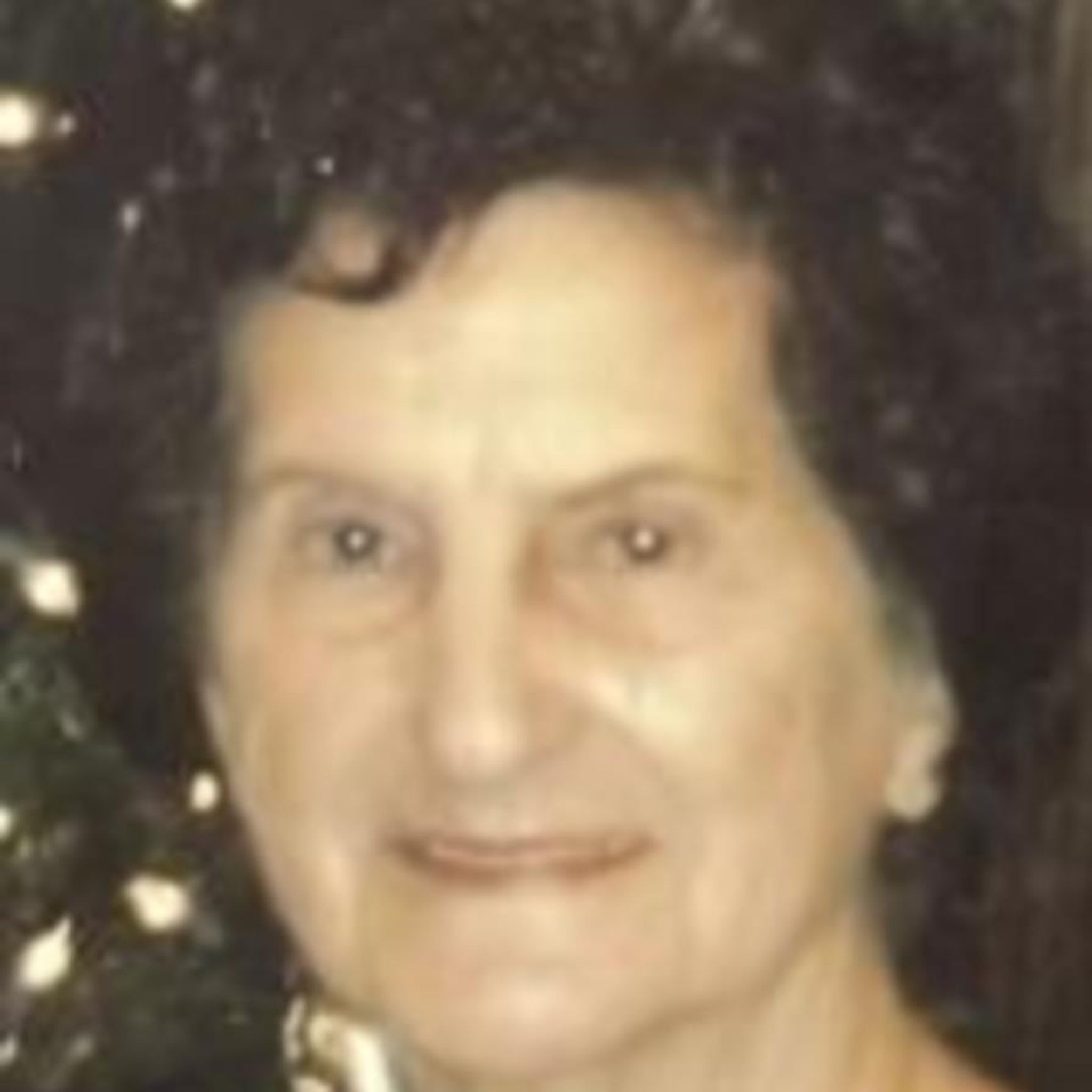 Pearl Callais Bellanger photo gallery image 2 of 3