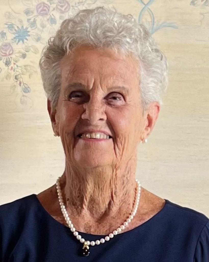 Therese Hall Profile Photo