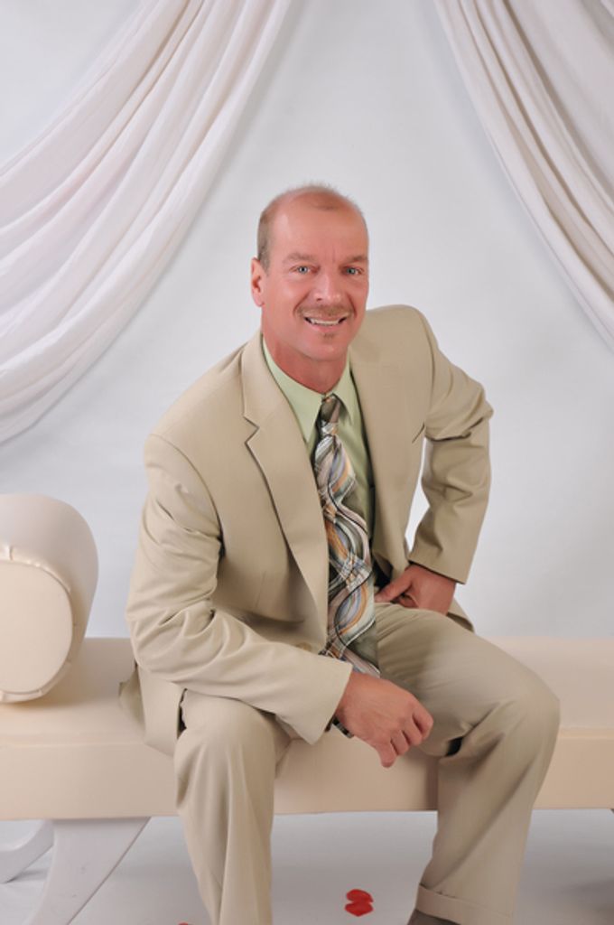 Larry L. Stoltzfus