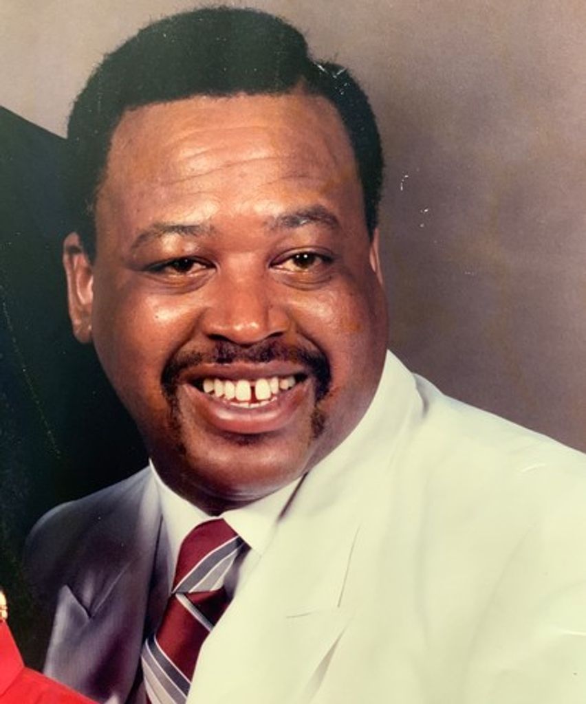 Robert Edward Lewis Sr. Profile Photo