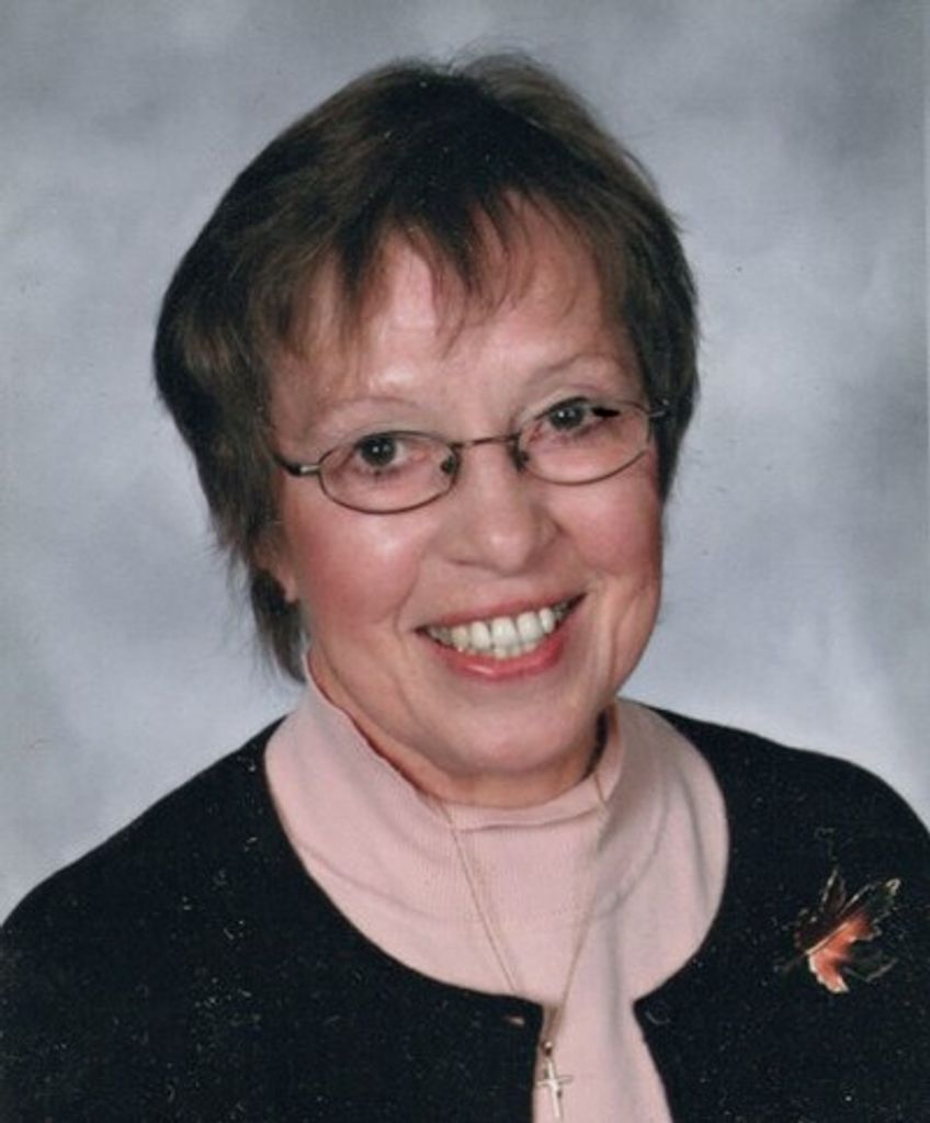 Susan M Reynolds Profile Photo