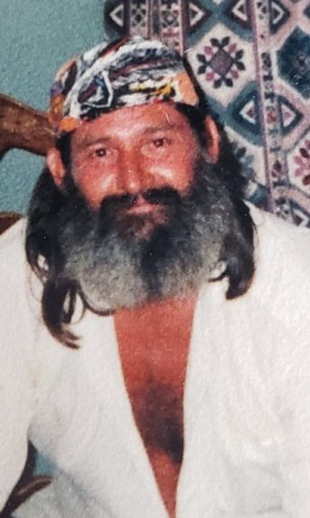 Bruce M Alewine