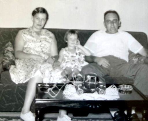 Donna Sue (Sponcil)  Davis photo gallery thumbnail 6 of 54