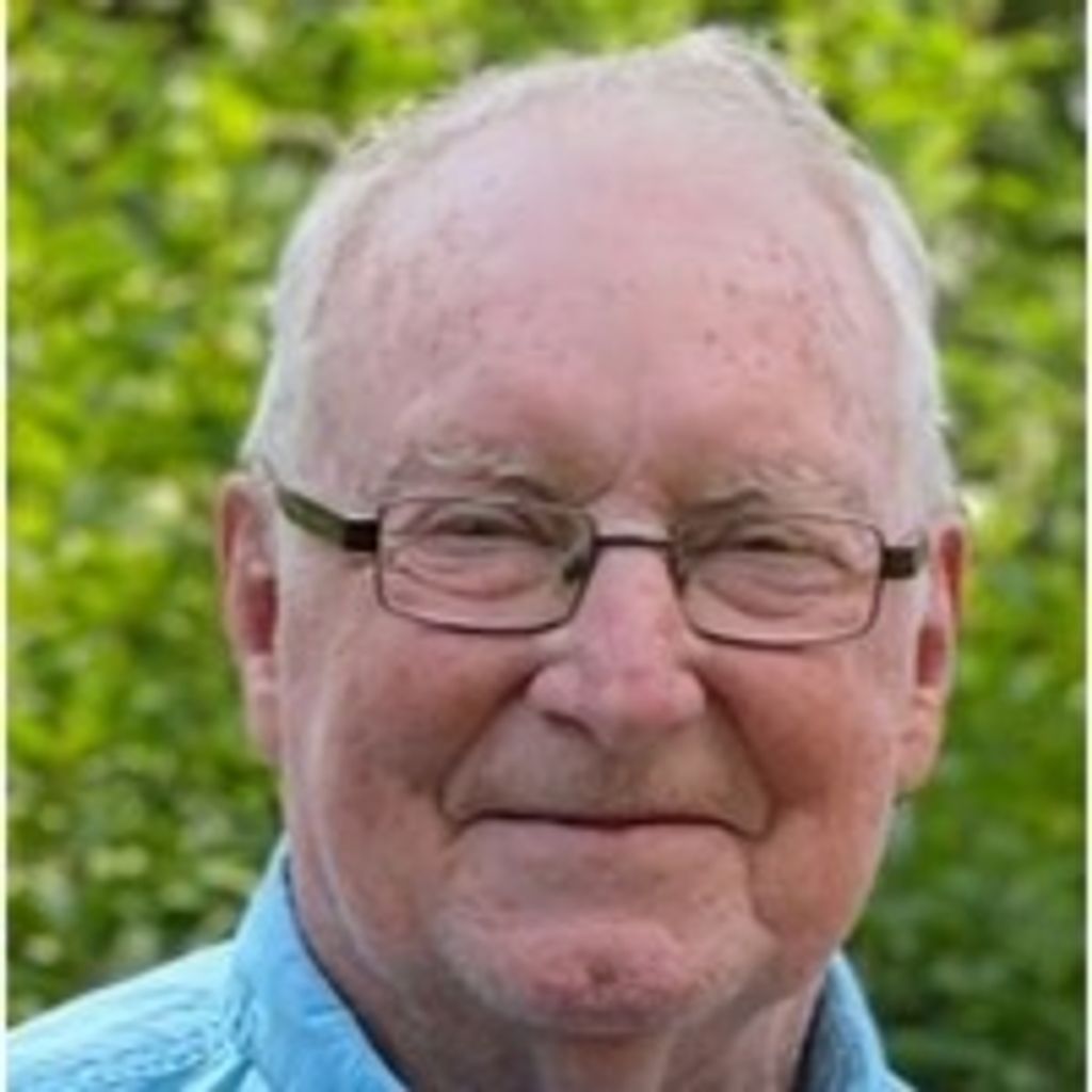 Phillip E Stallons
