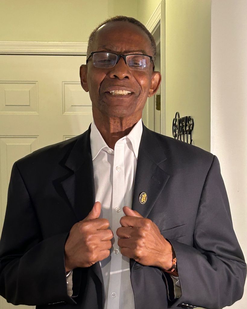 Thomas Oliver Lee Profile Photo