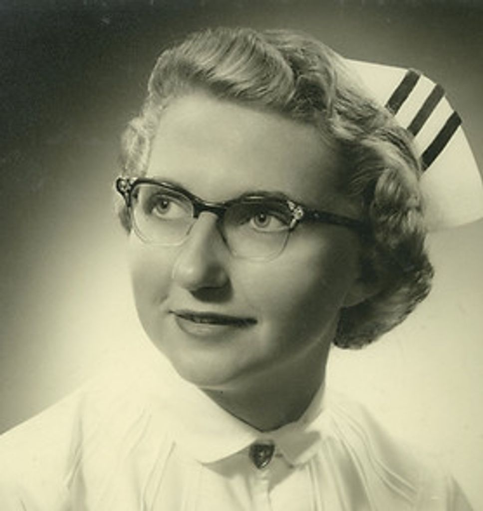 Lois R Paulat
