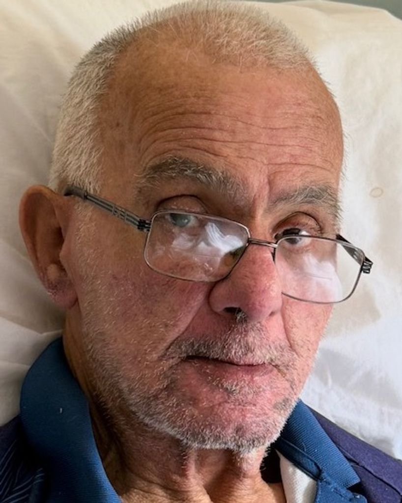 Earl Sanderson Profile Photo