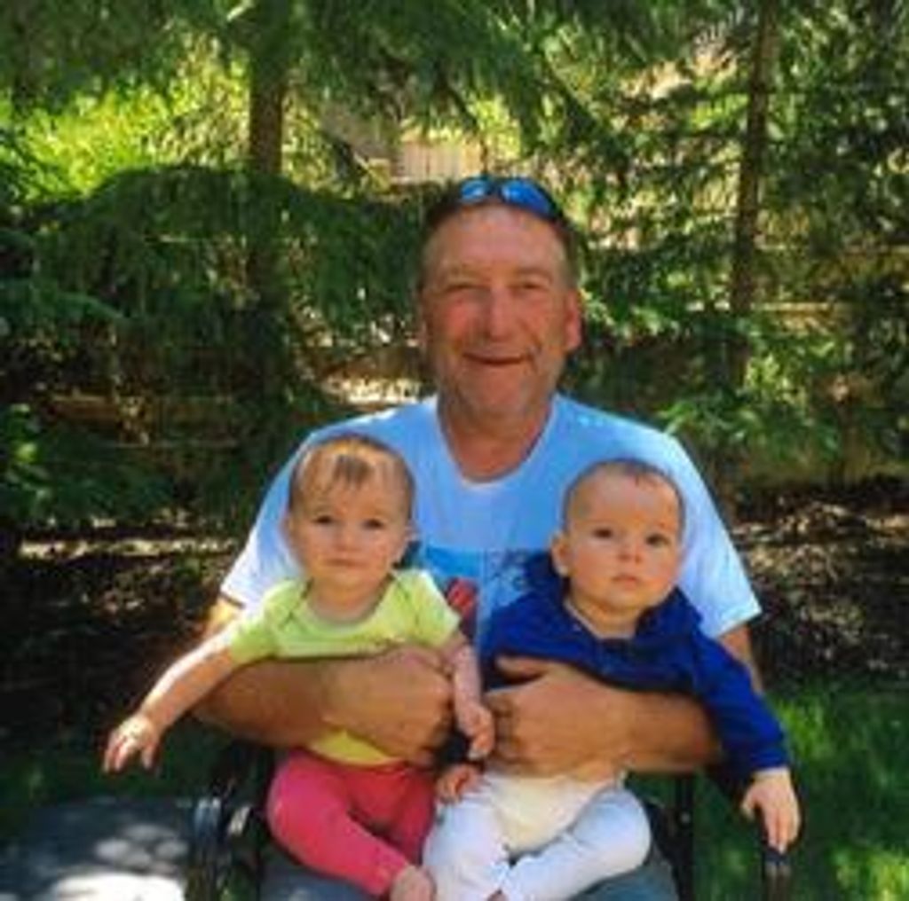 Tim Schneider Profile Photo
