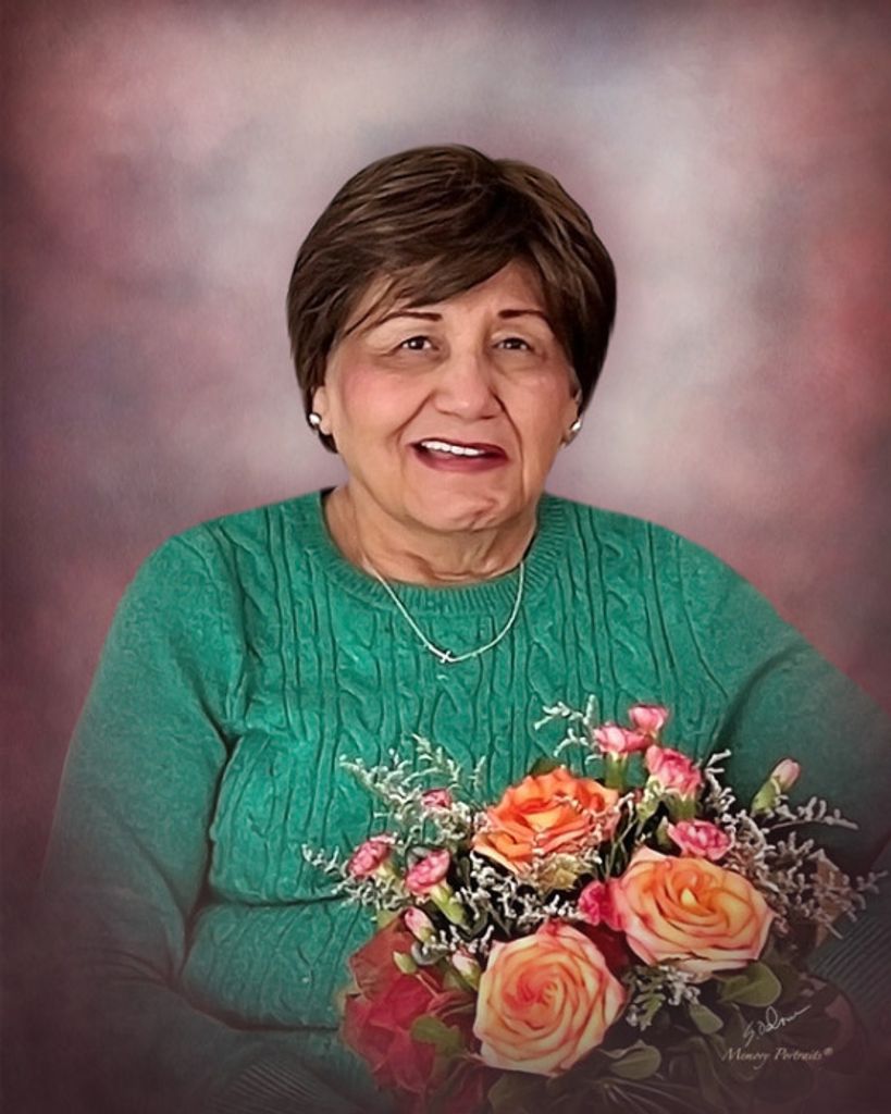 Gloria Chavira
