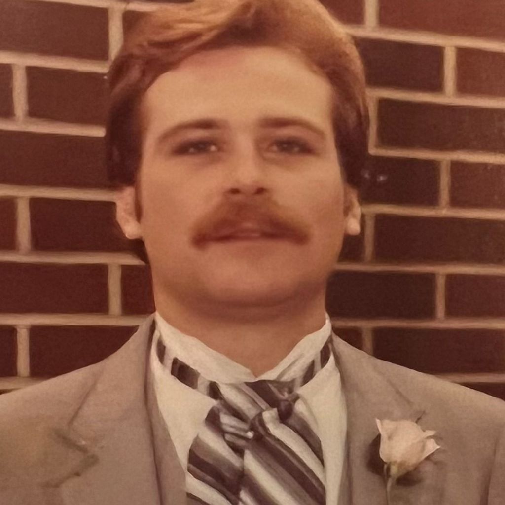 Gregory Lindsey Profile Photo