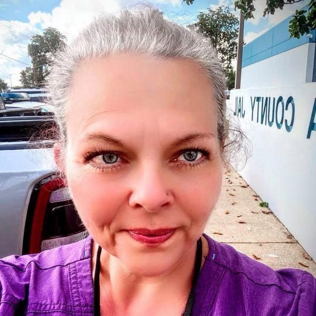 Kelly Collins Profile Photo