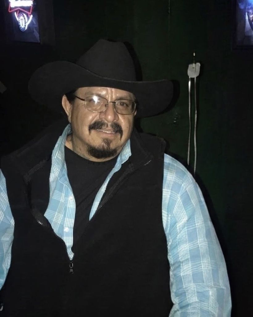 Robert Torres Profile Photo