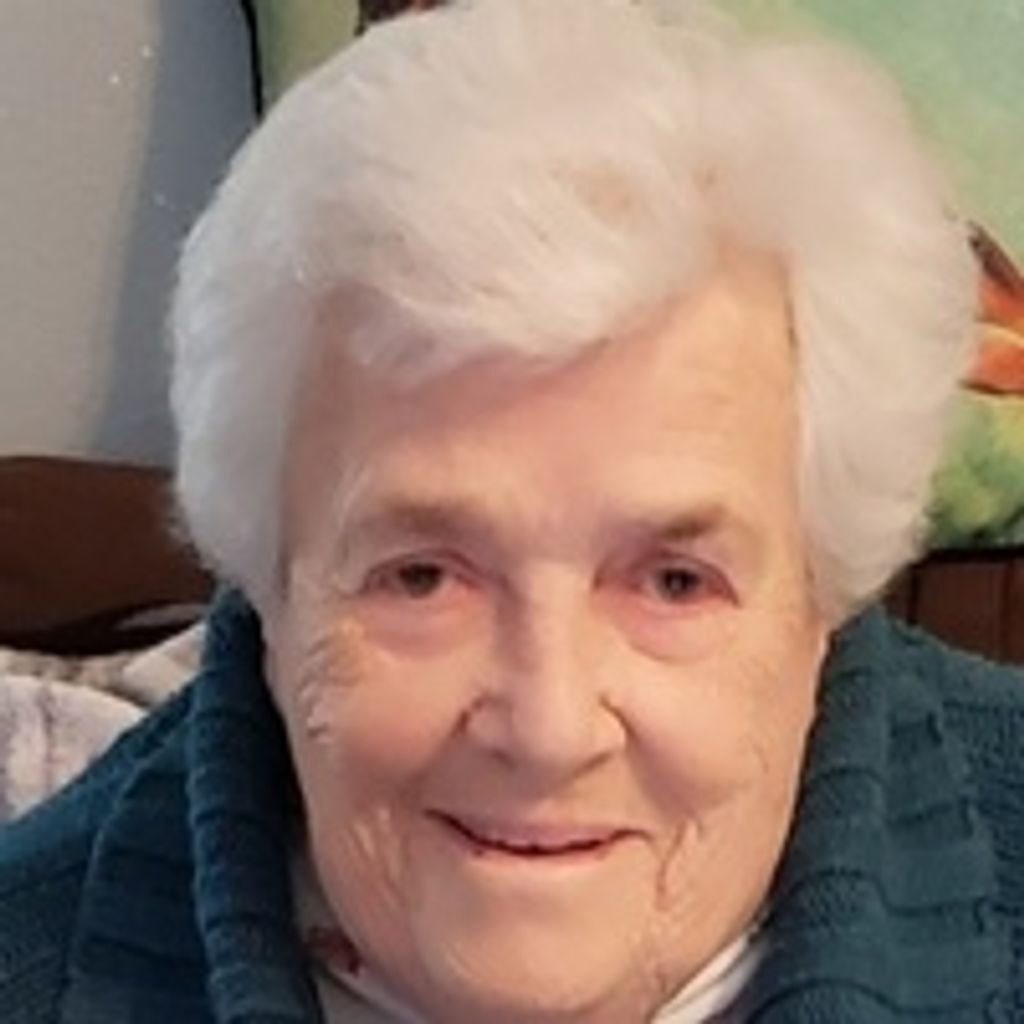 Polly Marie Delooze (Nee Slusser)