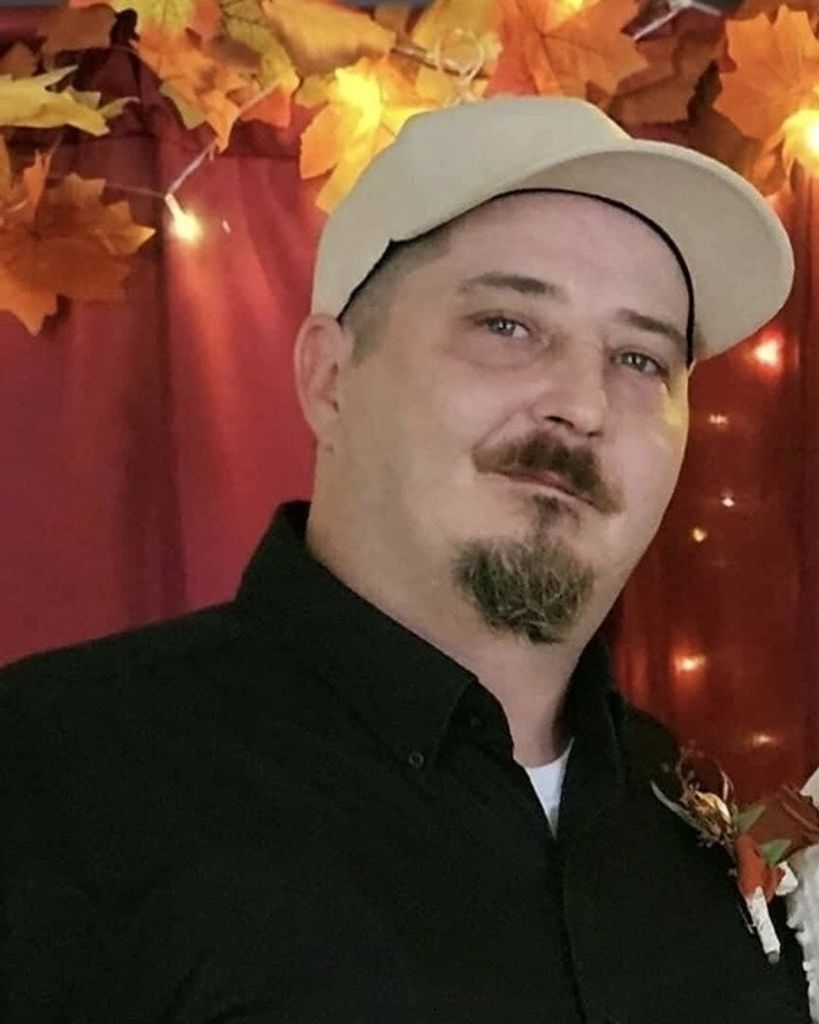 Jesse James Newlen Profile Photo