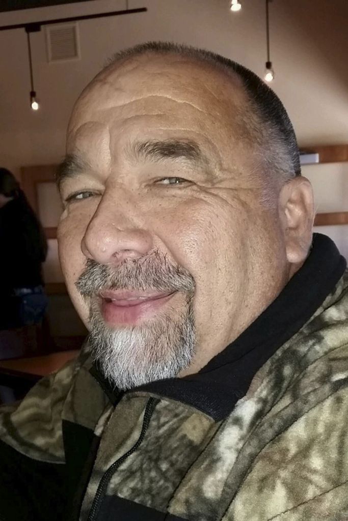 Glen White