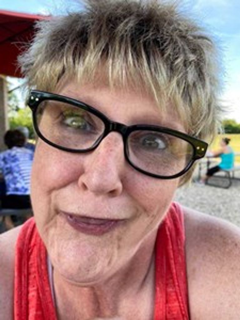 Lisa R. Mullins