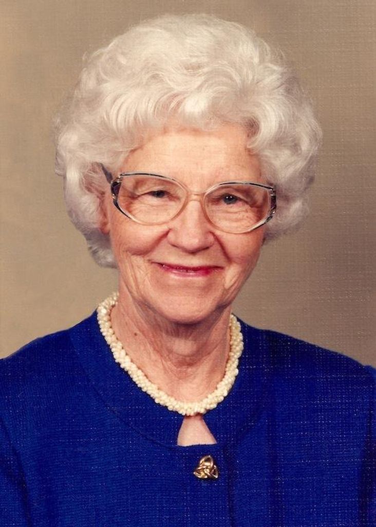 Alma Walker Profile Photo