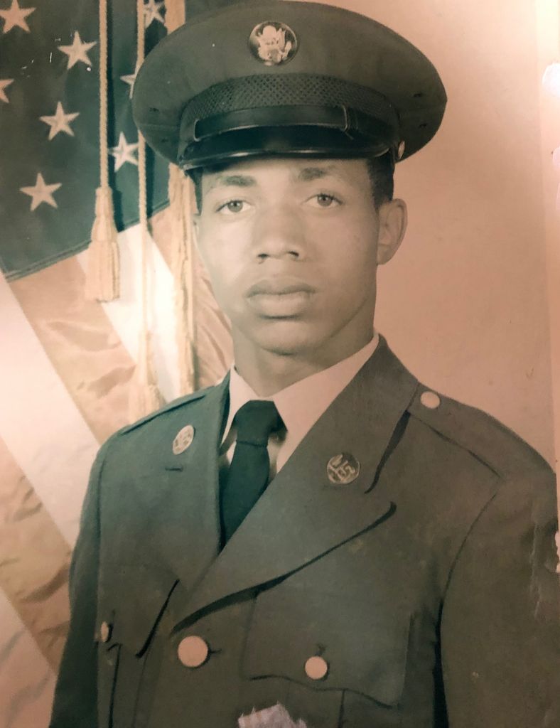 Stephen Vincent Milton Profile Photo