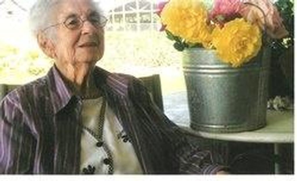 Louise Louise Roberts