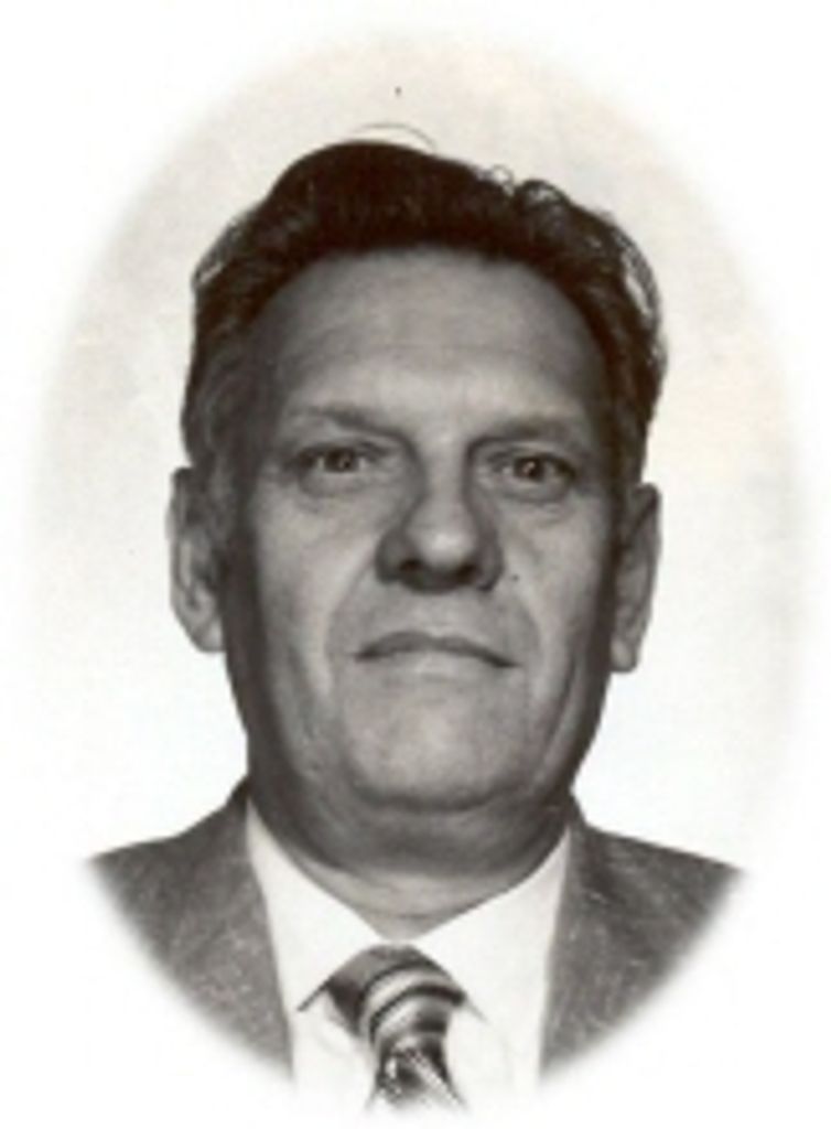 Clifford E. Lindgren