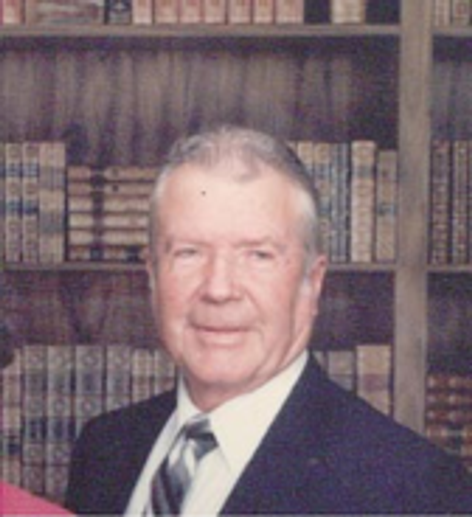 Eliot Wray Smith