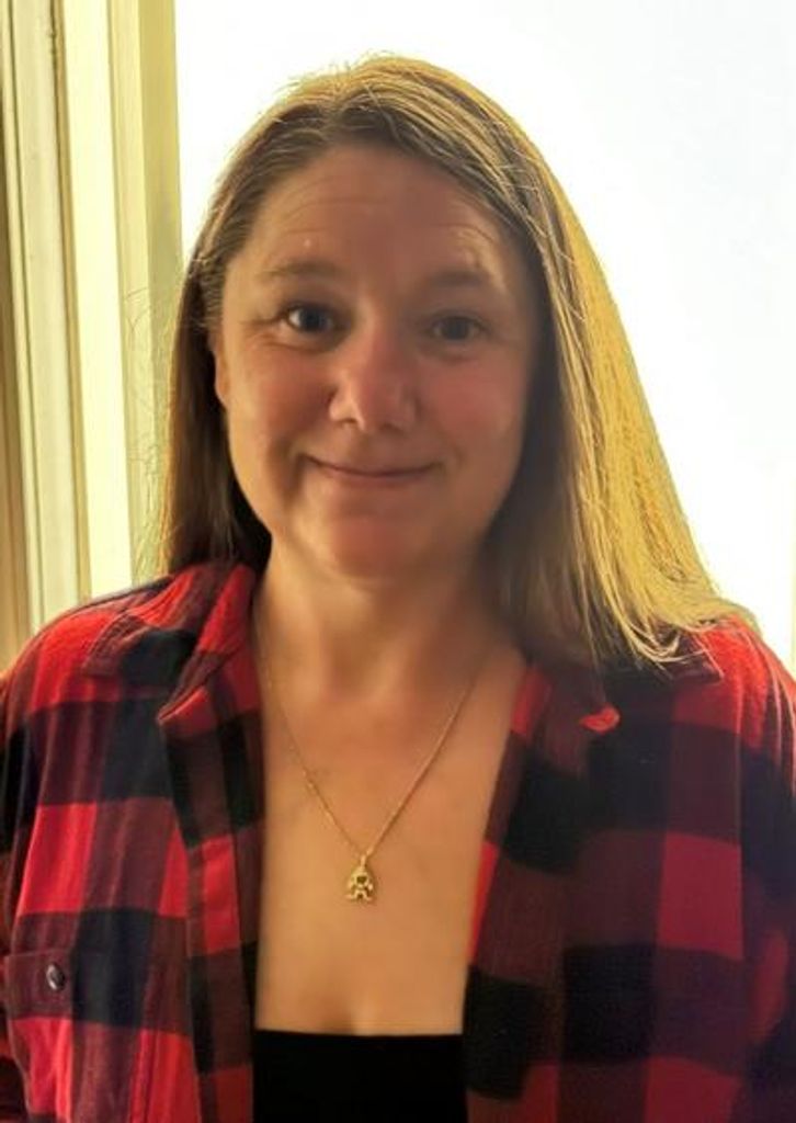 Tina Colantuono Profile Photo