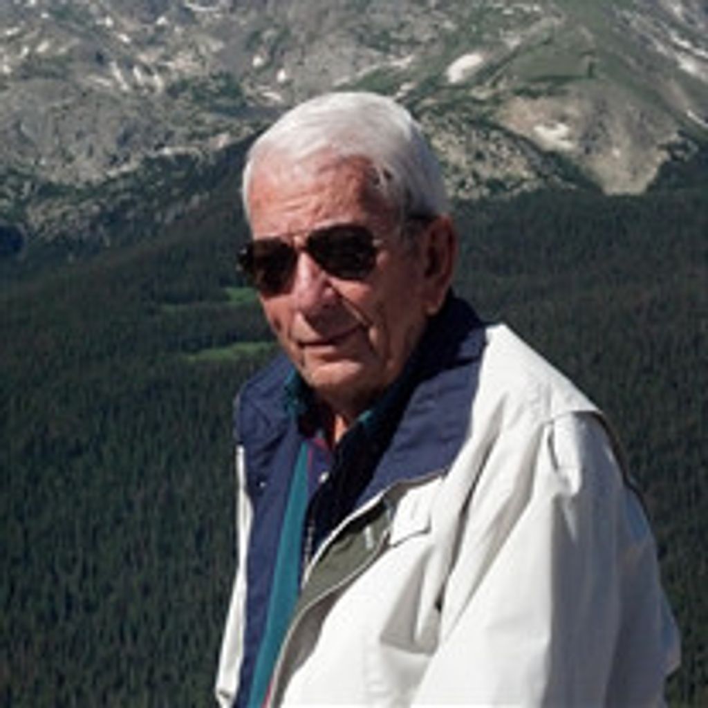 Cloys Kendal Henderson Profile Photo