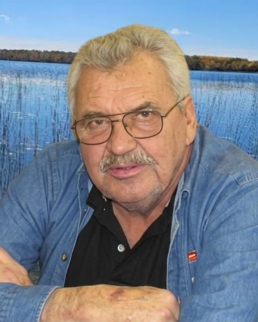 Lee Thomas Smith Profile Photo