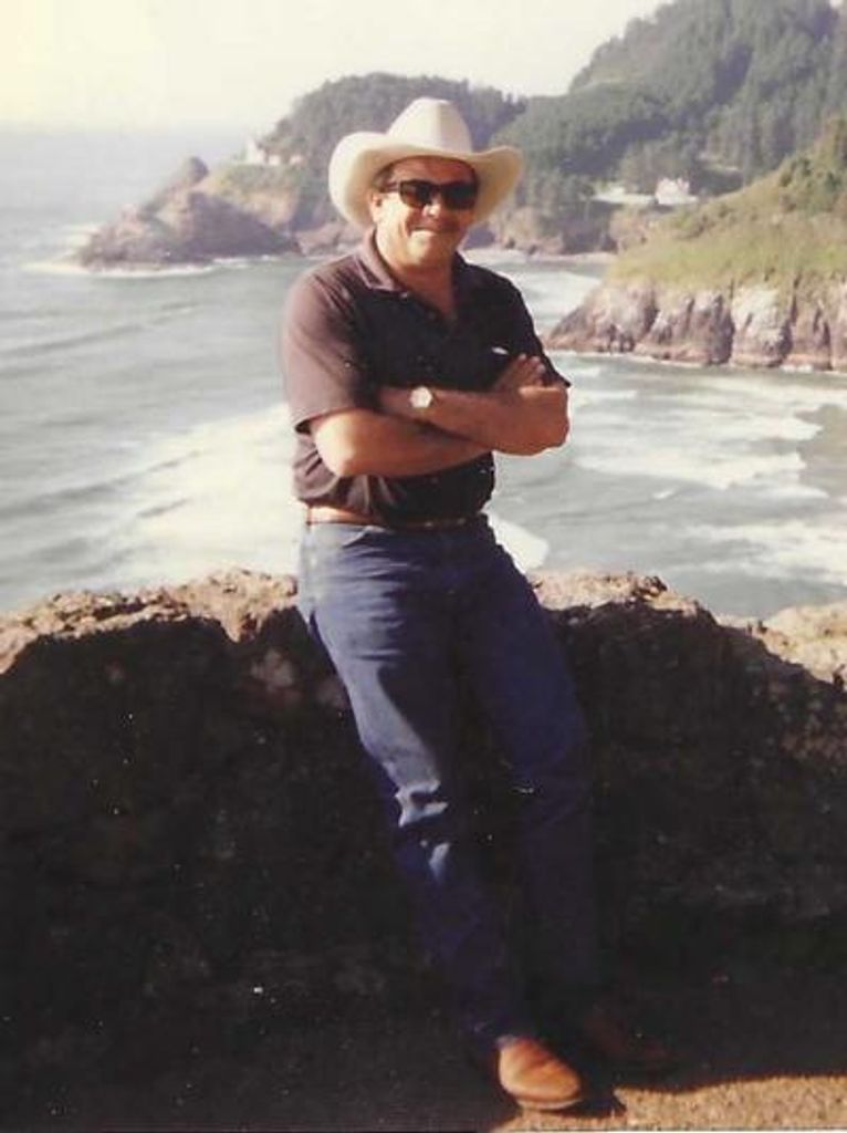Charlie Miller Profile Photo