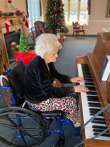 Nancy Louise Gravitt Scott photo gallery thumbnail 60 of 90
