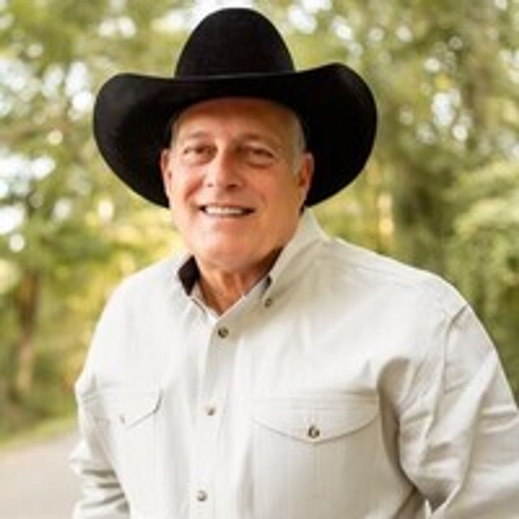 Lynn Clark Oliver Profile Photo