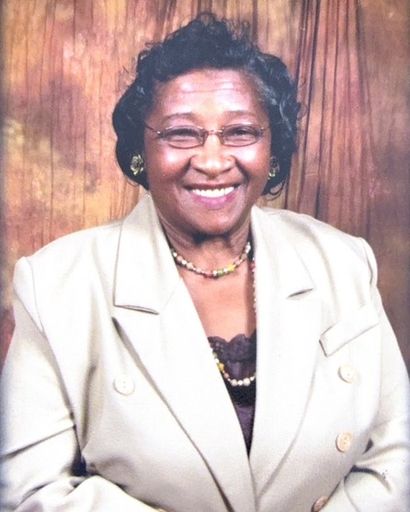 Lillie Mae Lusby's obituary image