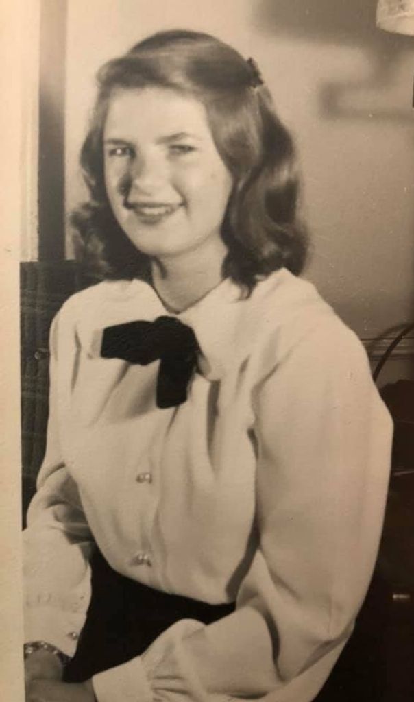 Dorothy J. Knieps