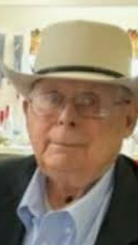 Lyle C. Heckenlively Profile Photo