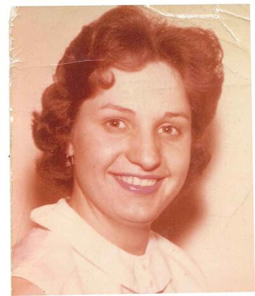 Nola L. Ruiz Profile Photo