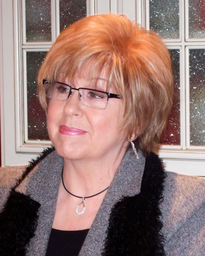 Elizabeth Garner Profile Photo