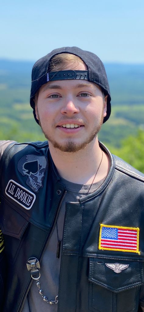 Chandler Brian Wall Profile Photo