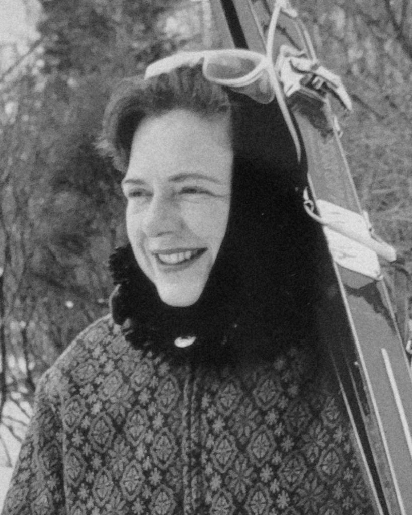 Marie Shaw Dee Profile Photo