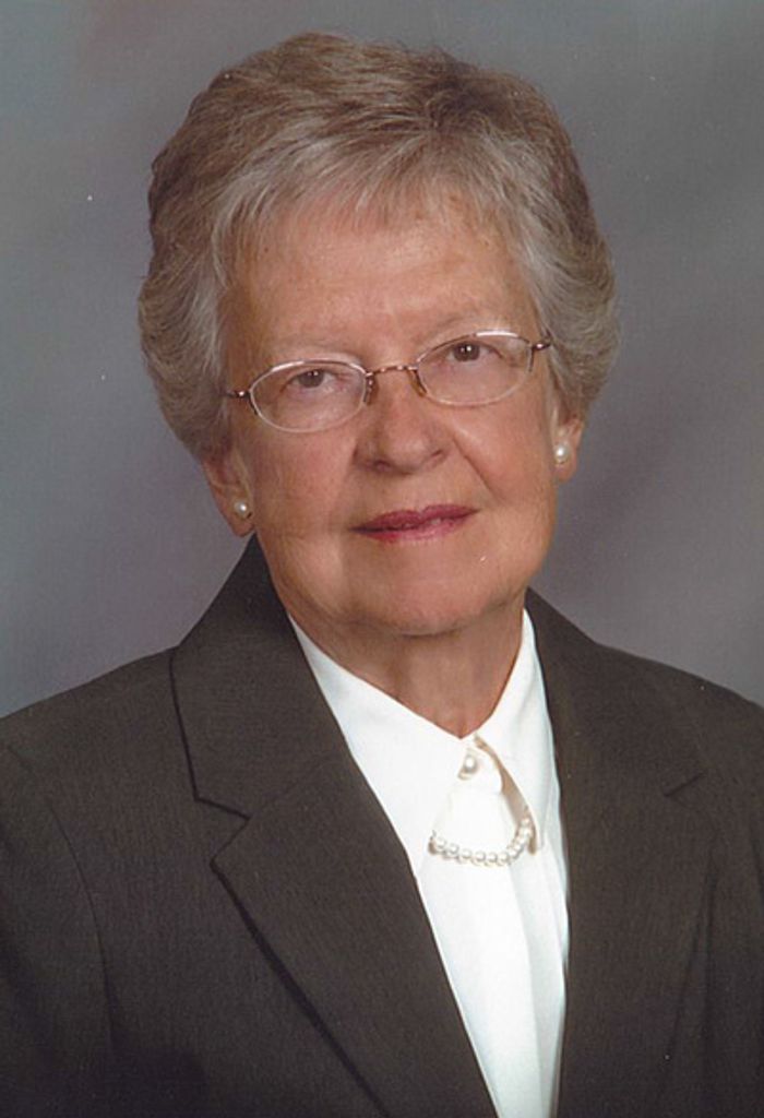 Lois E. Mcconachie