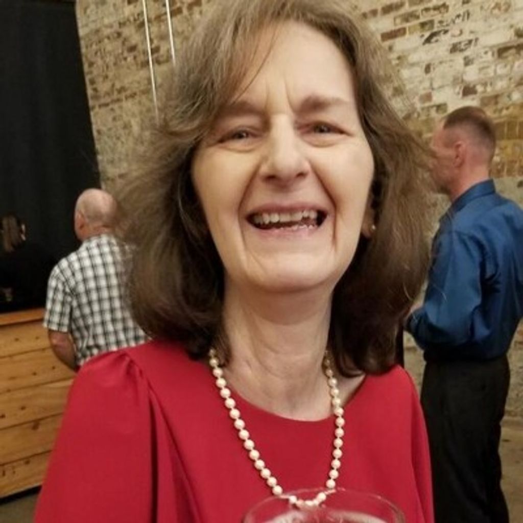 Elaine Darr Tomkins Profile Photo
