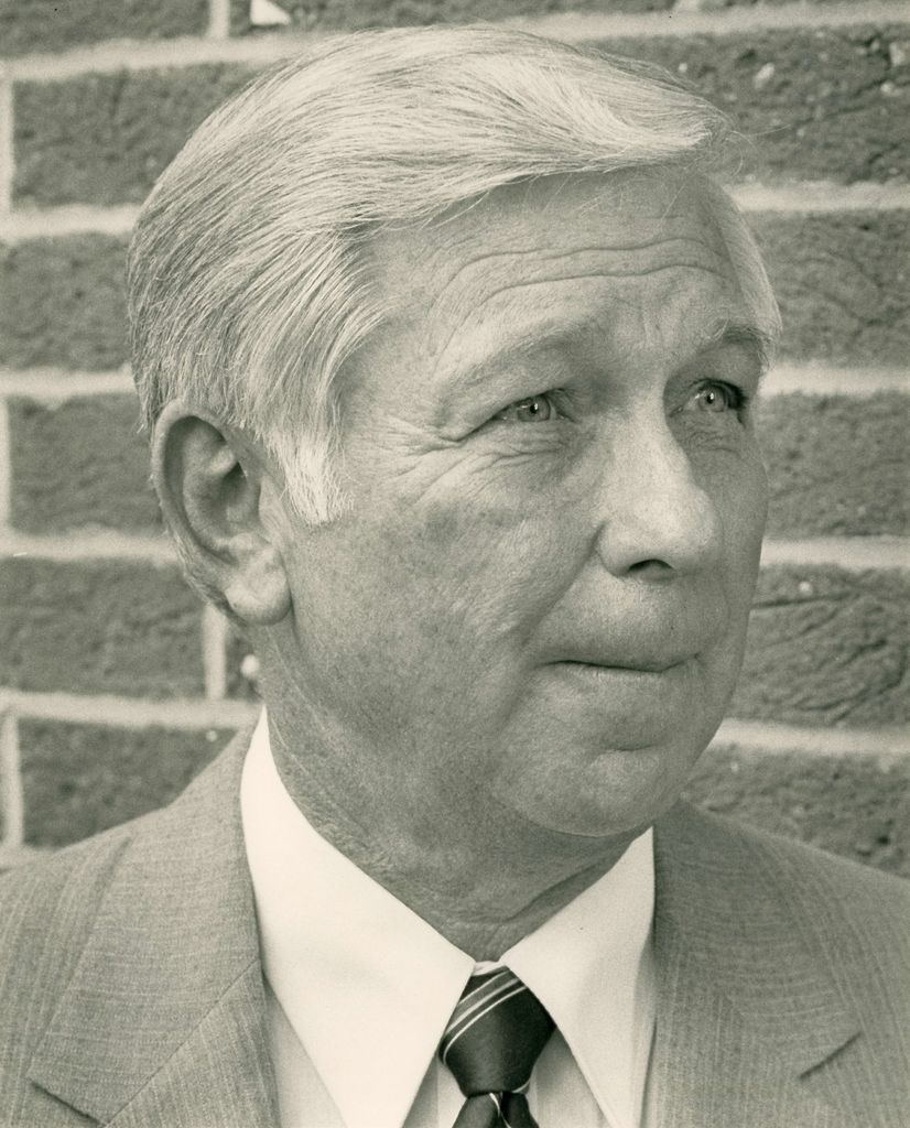 Robert "Bob" Raubenstine