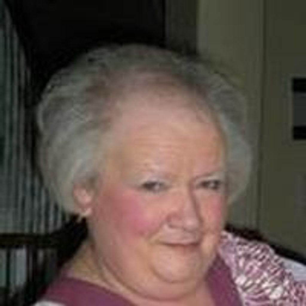 Vicki M Woodel