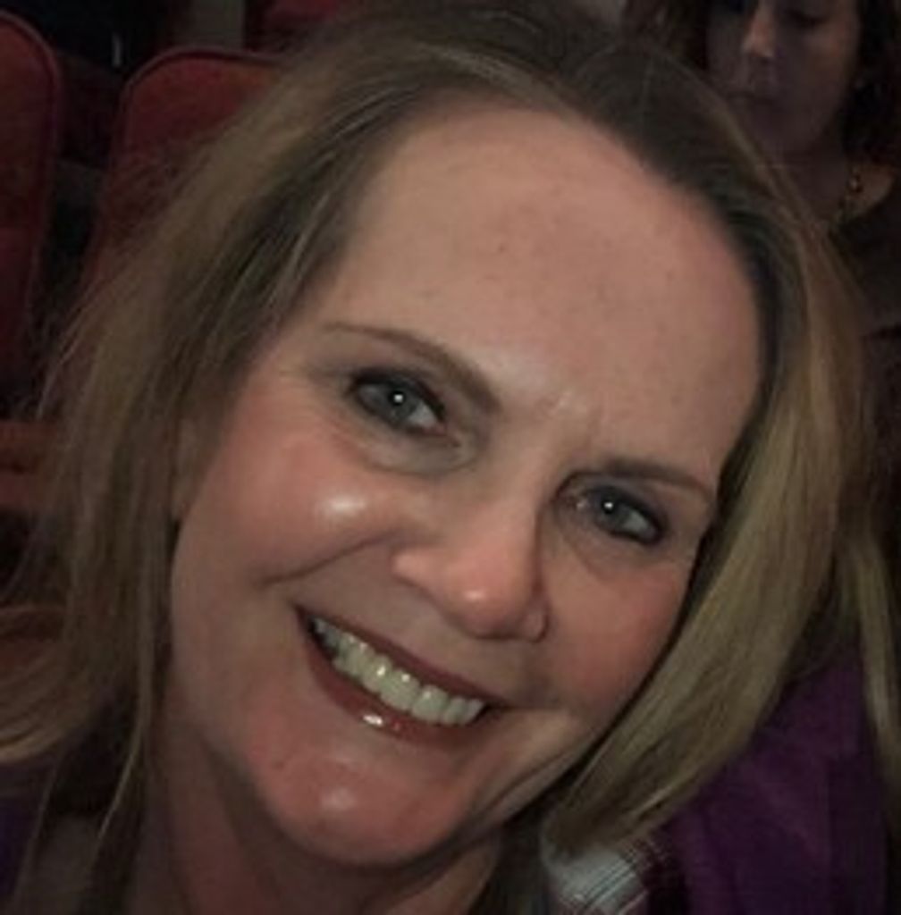 Tracy  Skelton
