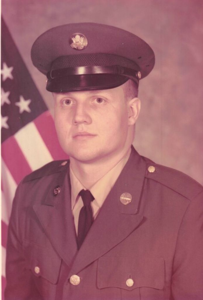 Lester "Gene" E. Cook, Iii Profile Photo