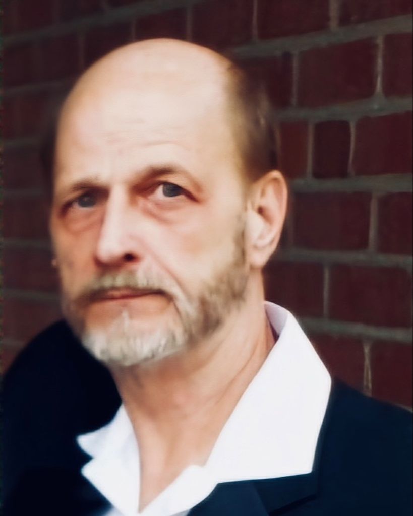 Charles Holmes Profile Photo