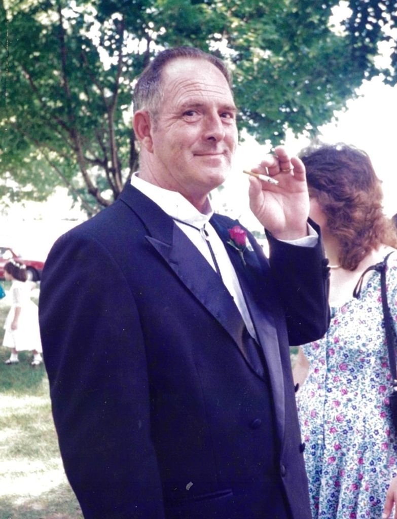 Robert Thompson Profile Photo