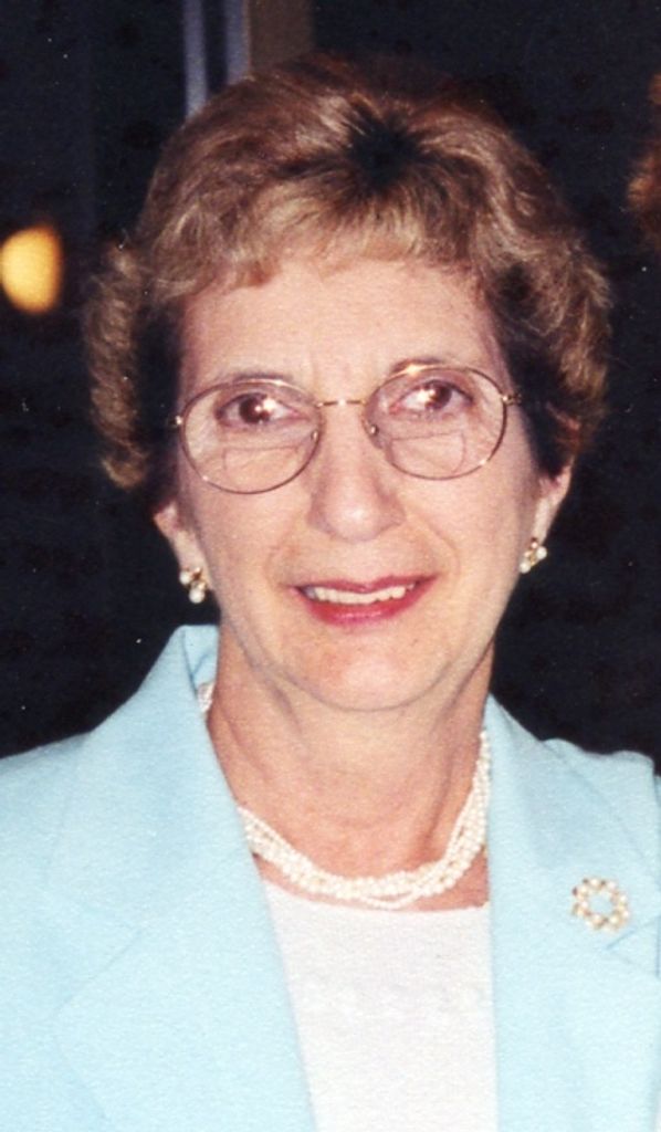 Marilyn M. (Williams)  Hill