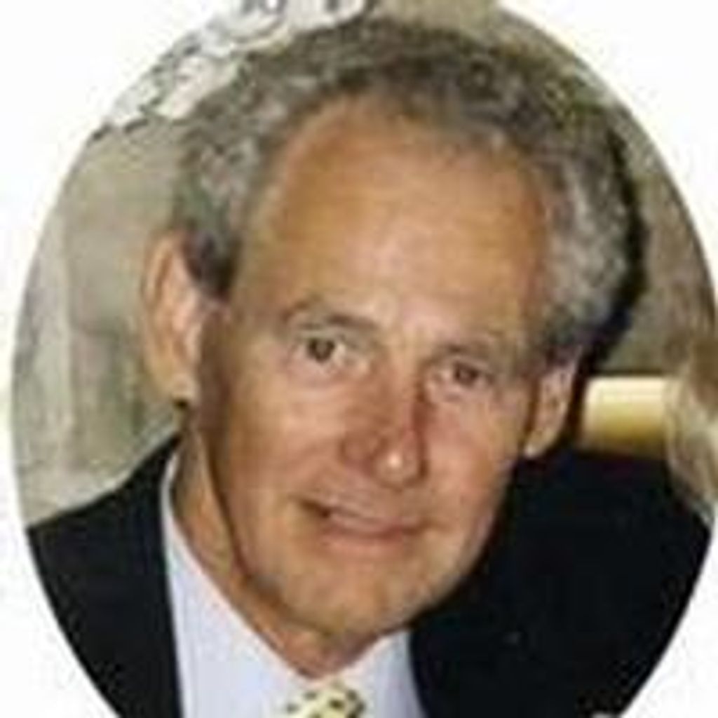 Graeme R Mumford