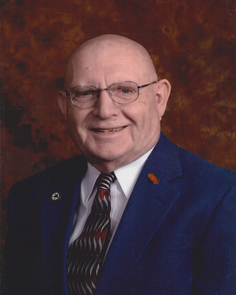 Clarence "Red" Knight Profile Photo